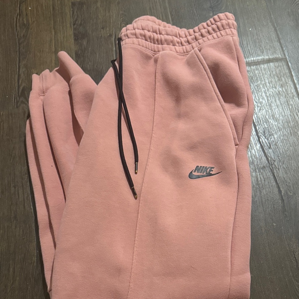 Nike Kids Coral Sweatpants